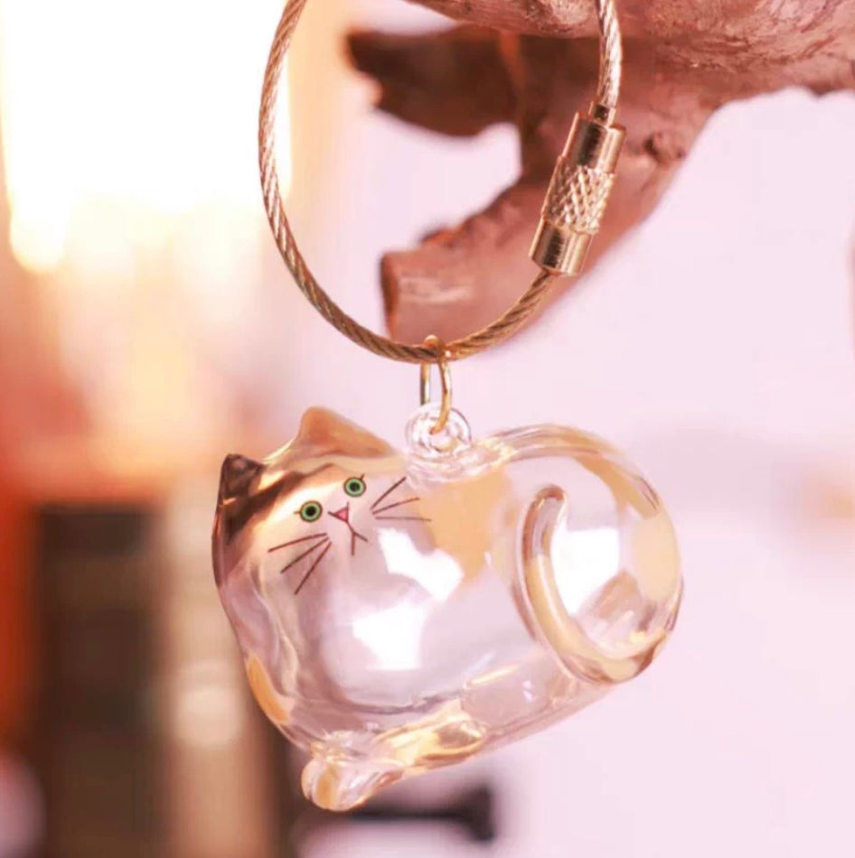 Pawsonalized Cat Charm – A Keepsake for Your Furry Companion
